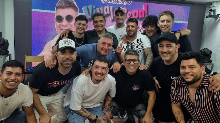 Las voces de Trula, reunidos en "Viva la Pepa" en la previa de su 40° aniversario.