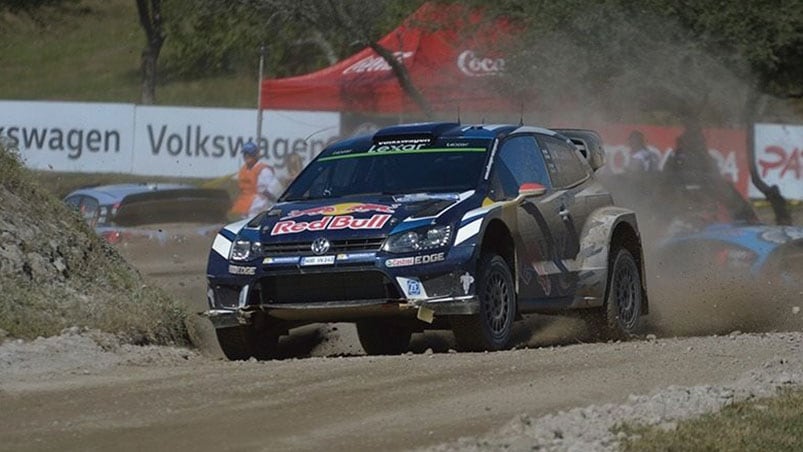 Latvala quedó fuera de la pelea tras su vuelco. Foto: Lucio Casalla / ElDoce.tv.