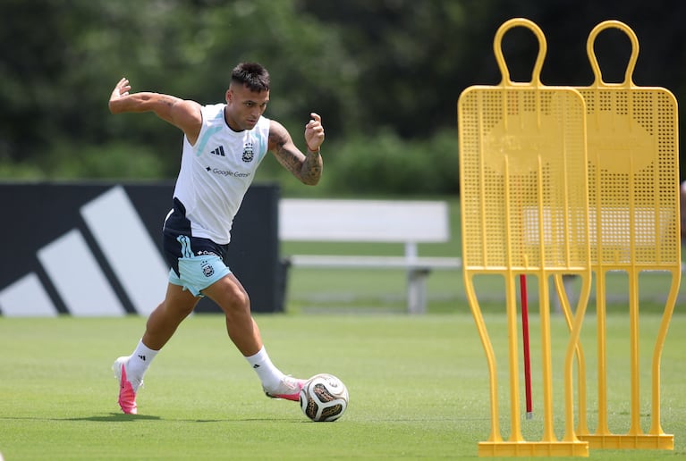 Lautaro Martínez se entrenó tras el gol de la victoria ante Inglaterra. Foto: Reuters/Brett Davis