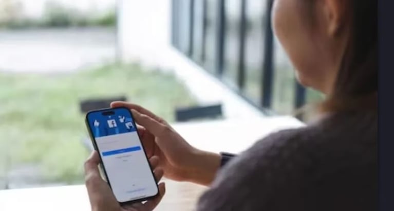 Le dijo “chizito” y “cornudo” a su ex por Facebook y deberá pagarle una millonaria demanda