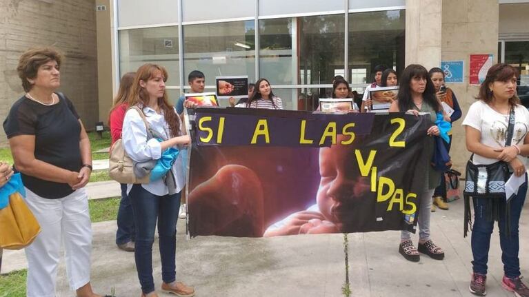 Le practicaron una cesárea a la nena de 12 años violada por un vecino.