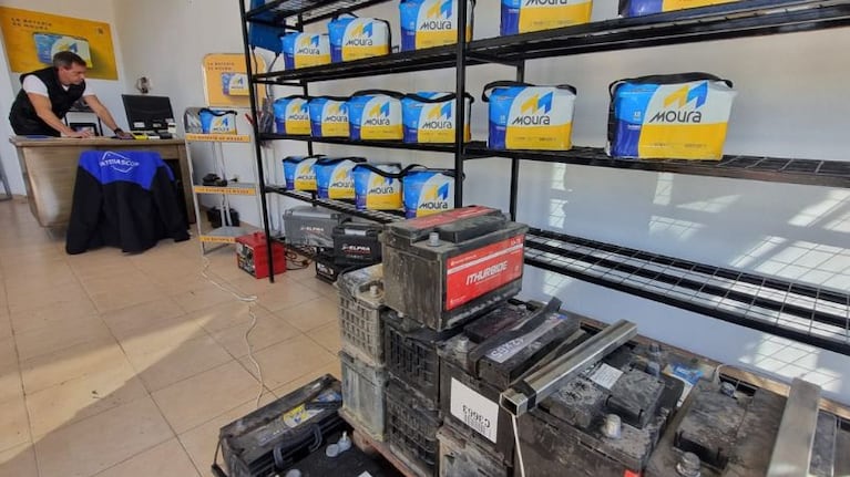 Le robaron el local de baterías por sexta vez en el año. (Foto: El Doce/Fredy Bustos)