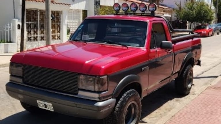 Le robaron la camioneta pero la recuperó en barrio San Roque.