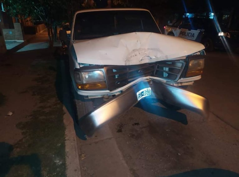 Le robaron la camioneta, se la chocaron y ahora no tiene cómo trabajar