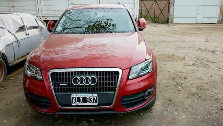 Le robaron su Audi Q5 y lo dejaron desnudo en la autopista Rosario-Buenos Aires