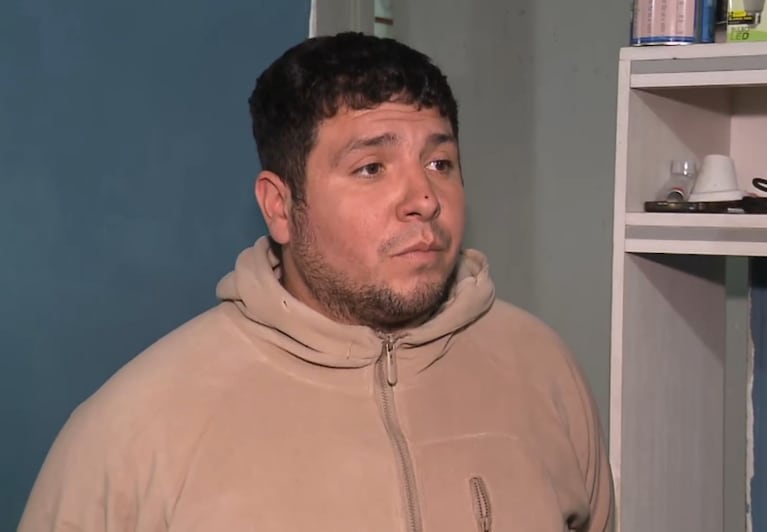 Le robaron todas las herramientas a un plomero y pide ayuda.
