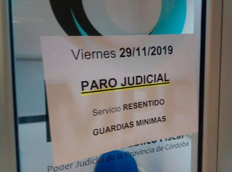 Le robaron y la policía encontró sus cosas, pero denuncia que no las pudo recuperar por un paro del Poder Judicial