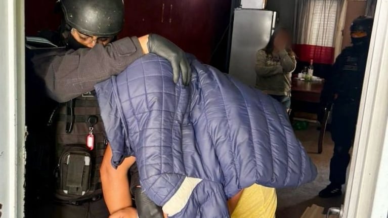 Le secuestraron estupefacientes, dinero y elementos vinculados a la causa.