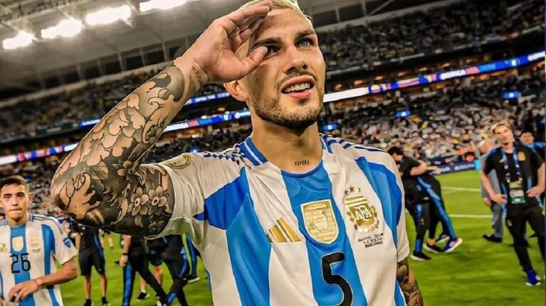 Leandro Paredes dijo presente en el show de Q Lokura.