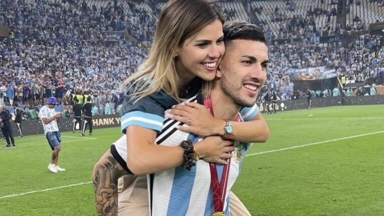 Leandro Paredes y Camila Galante anunciaron el género de su bebé.