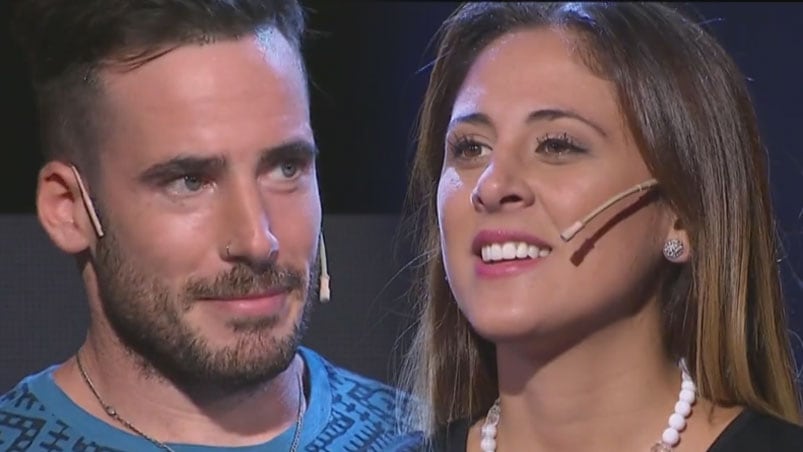 Leandro se quedó con las ganas de chapar a Paula. 