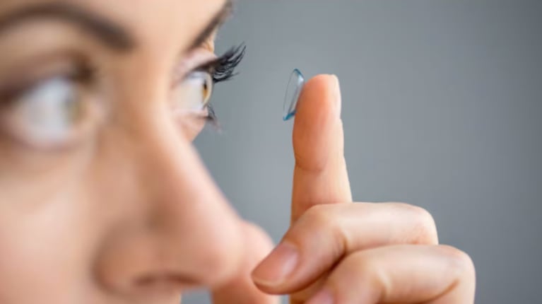 lentes de contacto ciega