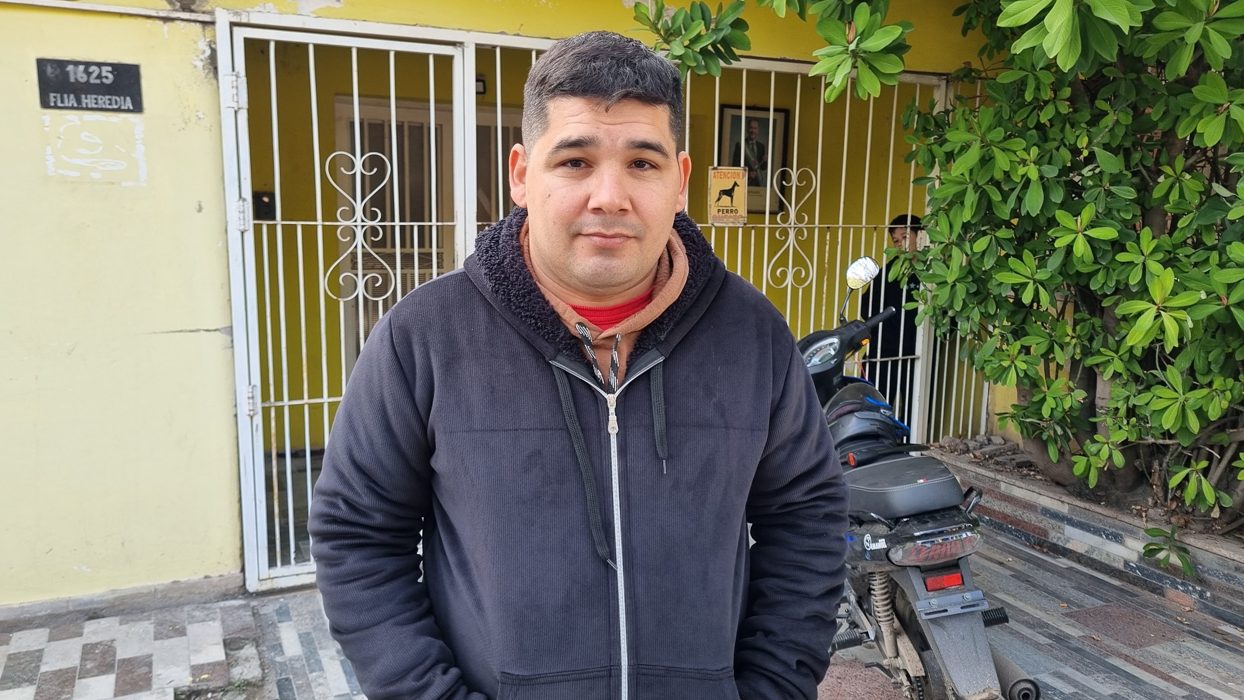 Leonel se salvó de milagro tras ser baleado en un testículo.