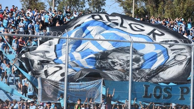 Levantaron la clausura de la popular de la cancha de Belgrano.