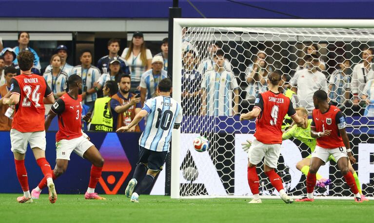 Lionel Messi abrió el marcador en Dallas (Foto: Reuters).