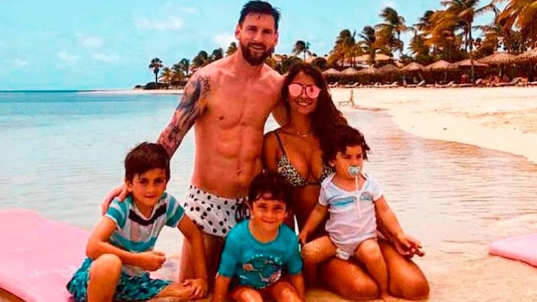 Lionel Messi jugó un “picadito” en la playa que revolucionó las redes