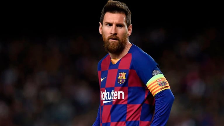 Lionel Messi, se enojó con la dirigencia y salió al cruce.