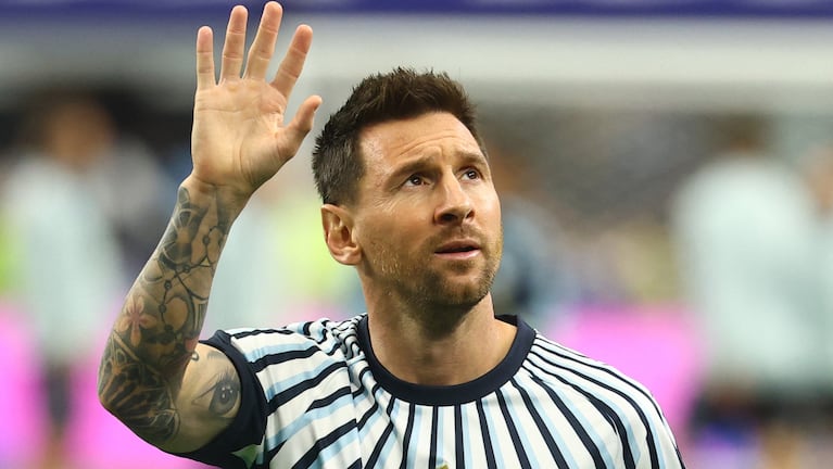 Lionel Messi vuelve a festejar su cumple en una concentración argentina.