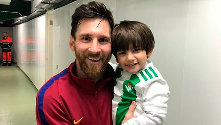Lionel Messi y Máximo, un encuentro que conmueve.