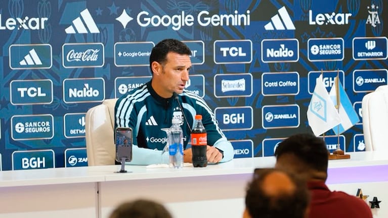 Lionel Scaloni avanza hacia su continuidad en la Selección.