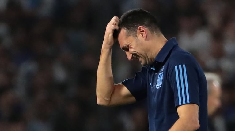 Lionel Scaloni podría sufrir una seria baja en la Selección argentina para los amistosos de marzo (Foto: EFE)