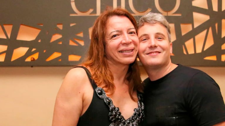 Lizy Tagliani junto a Sebastián Nebot.