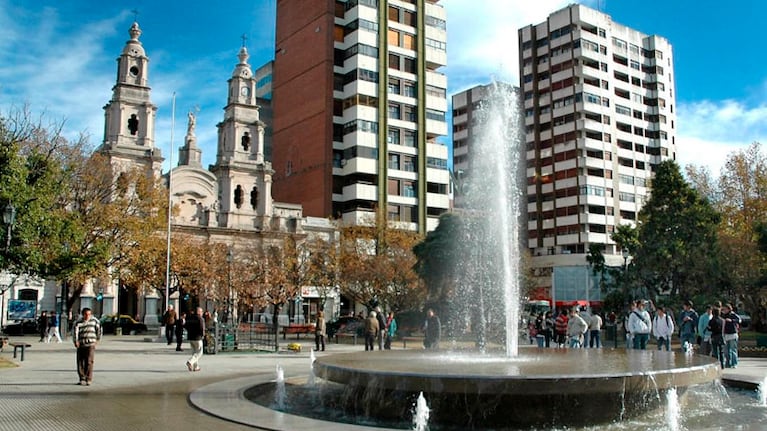 Llamosas pidió "redoblar el compromiso" a los ciudadanos.