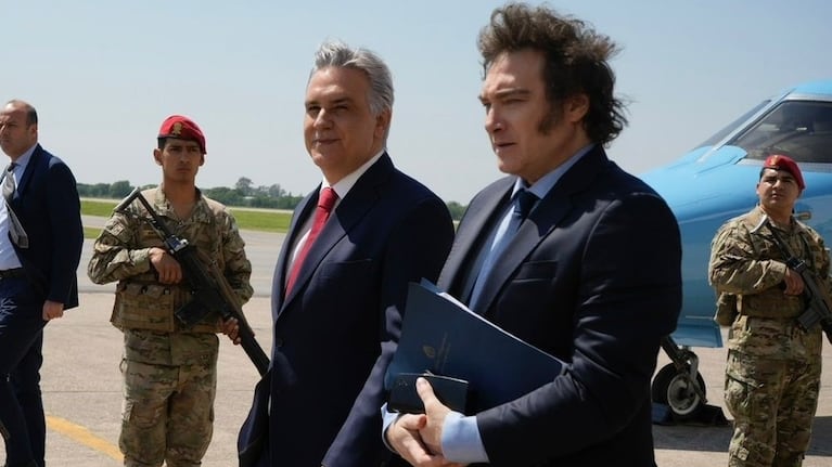 Llaryora cuestionó al presidente por