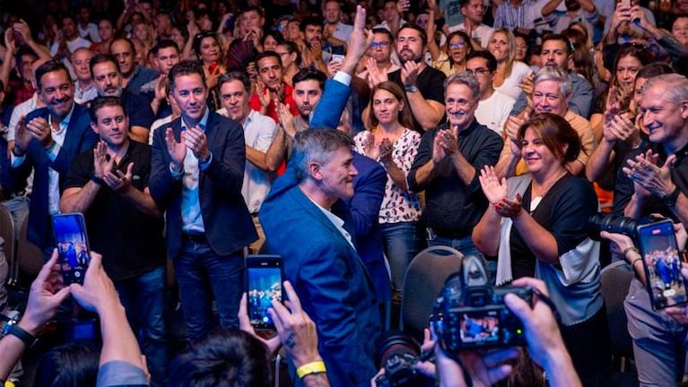 Llaryora presentó a Passerini como el candidato de la continuidad: "Falta pero estamos mejor"