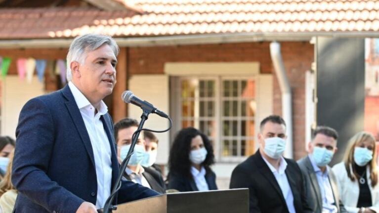 Llaryora remarcó la imposibilidad de tomar si se va a conducir.