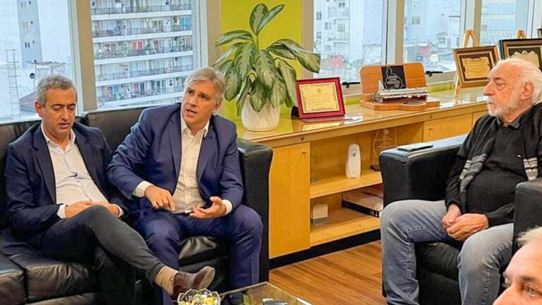 Llaryora se reunió en Buenos Aires con el titular de UTA, Roberto Fernández, y con el intendente de Rosario, Pablo Javkin.