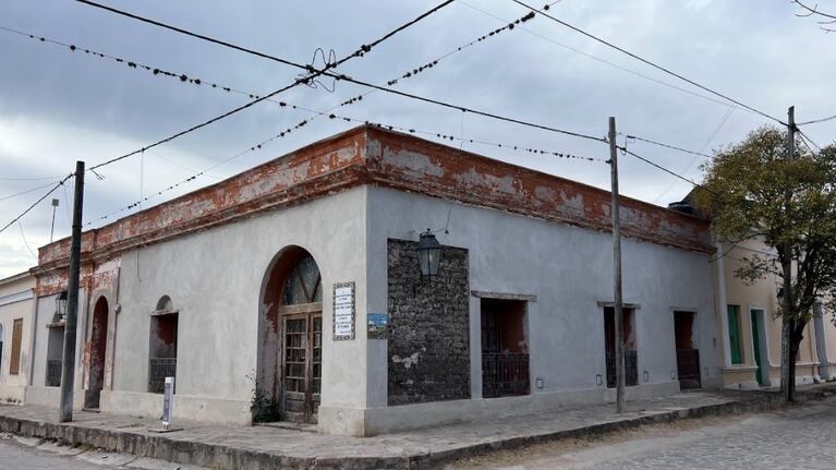 Llegar a este pueblo del norte cordobés es adentrarse en un lugar mágico.