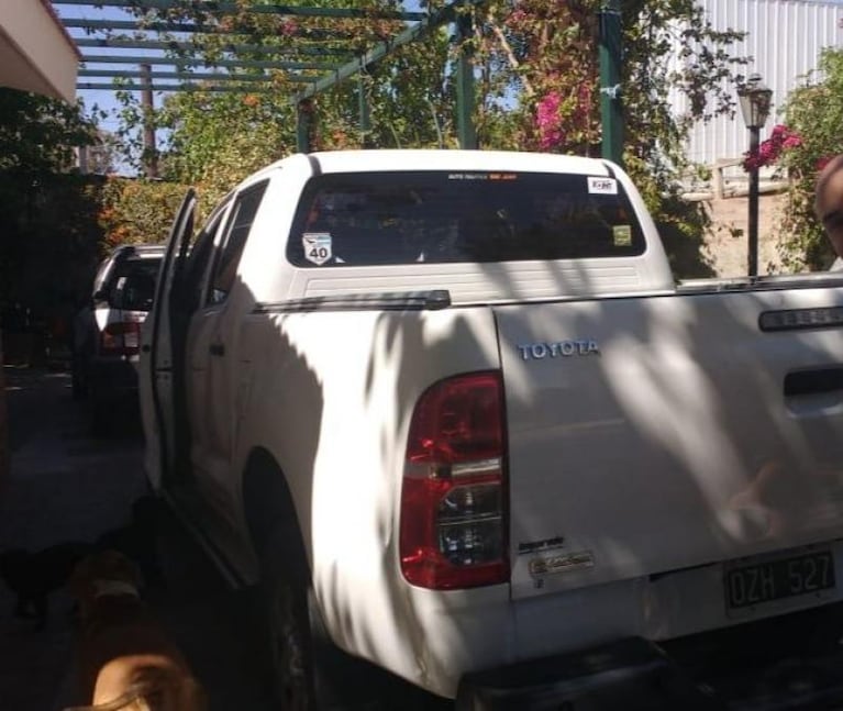 Llegaron desde San Juan para ayudar a su hija con la mudanza y les robaron la camioneta