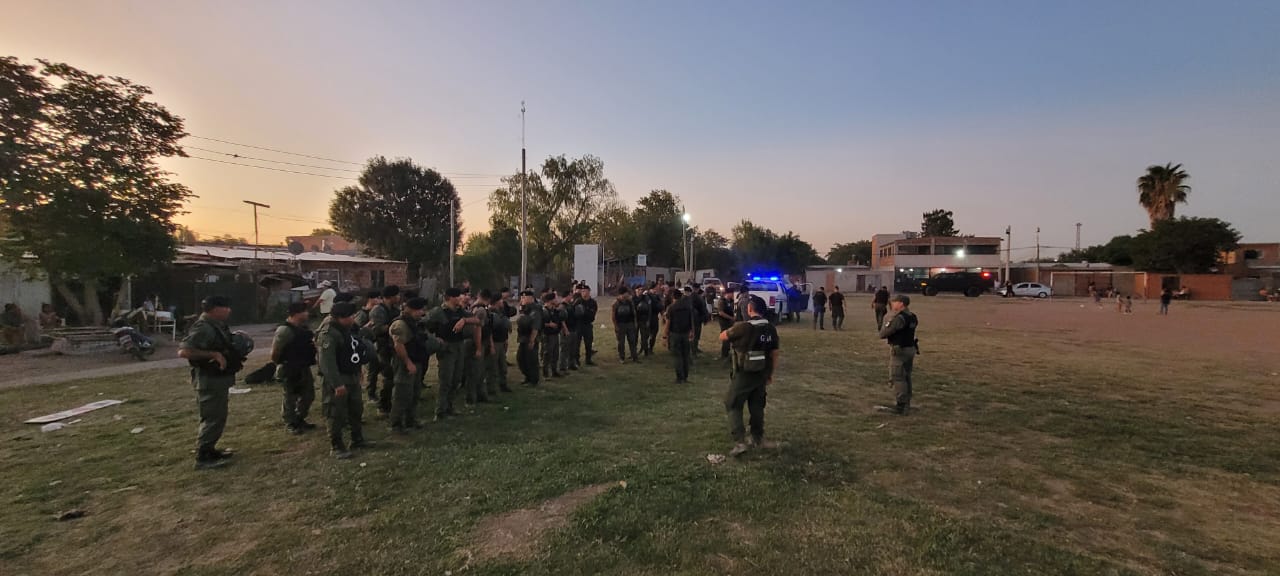 Llegaron las Fuerzas Federales y hay 200 agentes de Córdoba. Fotos: Fredy Bustos/ElDoce.