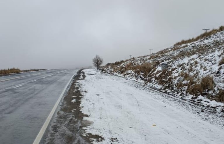 Llegó la nieve a Córdoba: las zonas afectadas y a cuánto bajará la mínima