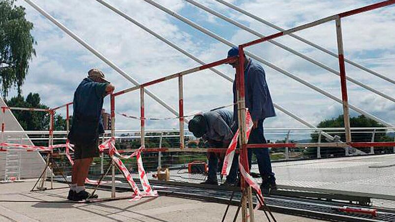 Llegó la solución al puente que quemaba.