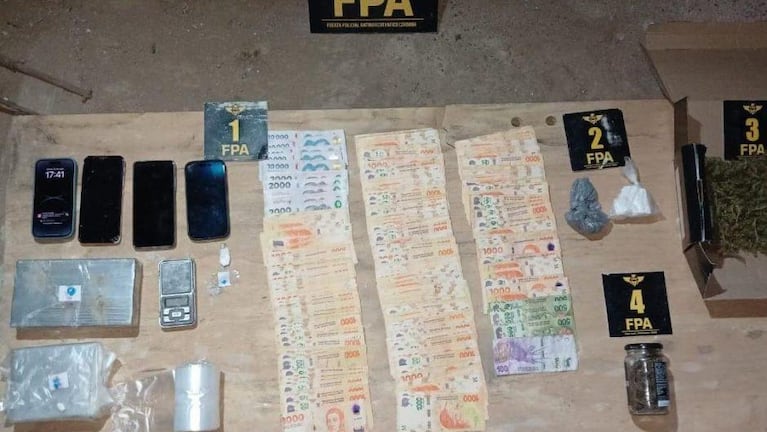Lo atraparon con cocaína en una terminal de Córdoba: ya había estado preso por venderle a menores