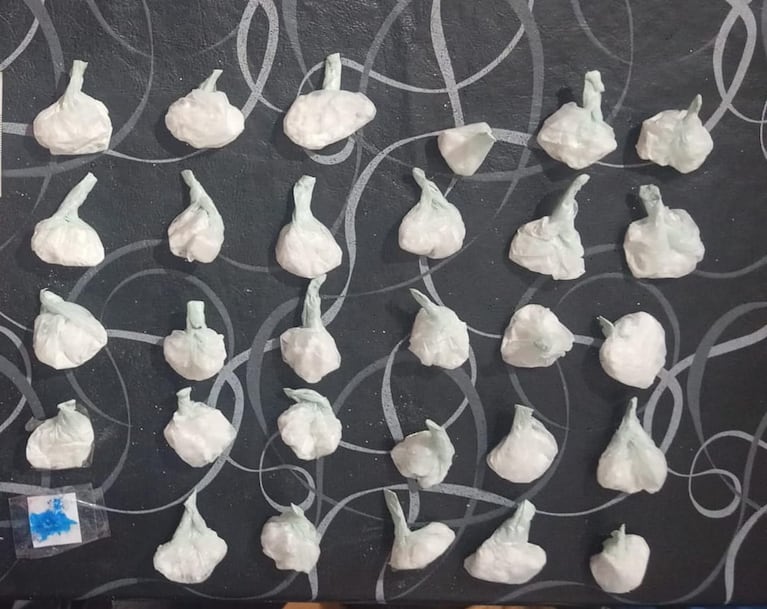 Lo detuvieron con bolsitas de cocaína.