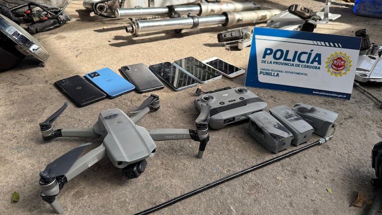 Lo secuestrado por la Policía en barrio Los Gigantes.