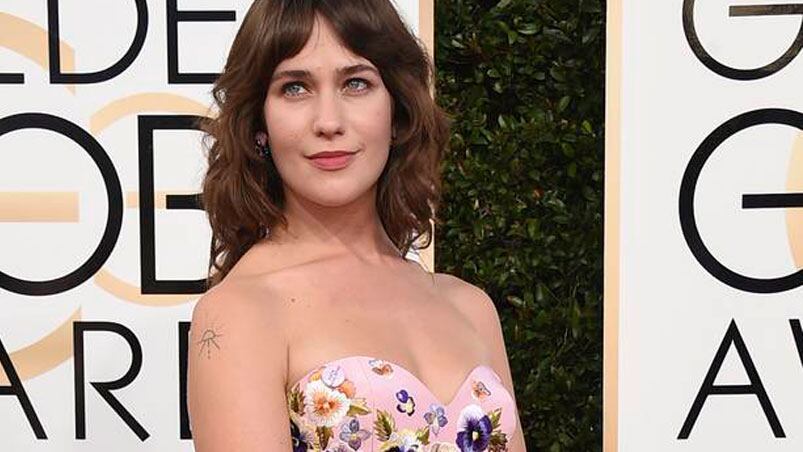 Lola Kirke y su particular forma de protestar. 