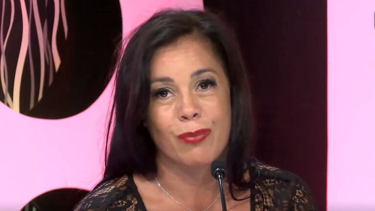 Lore Jiménez fue clara sobre sus hermanos.