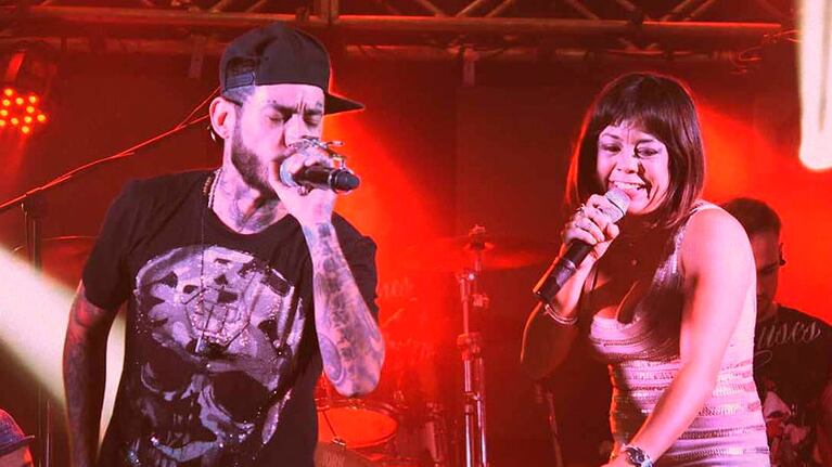 Lore y Ulises cantaron "Ay corazón".