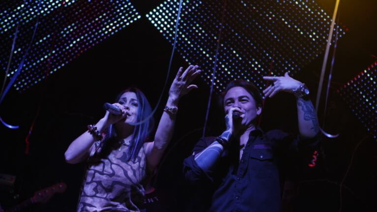 Lorena Jiménez visitó a su hermano y cantaron juntos un tema de su papá. Foto: ElDoce.tv/ Dahy Terradas