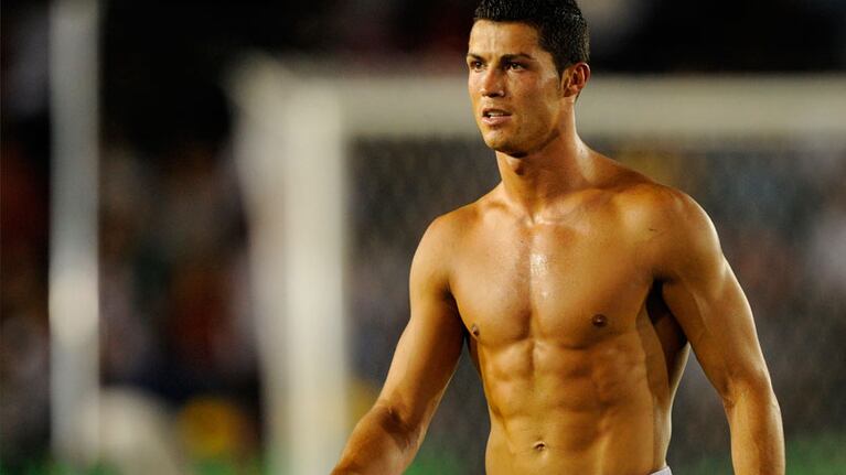 Los abdominales de Cristiano, los más famosos del fútbol.
