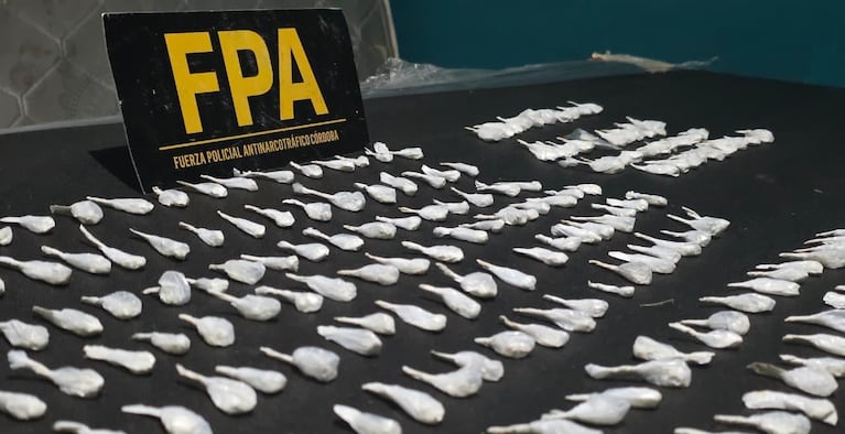 Los agentes de la FPA secuestraron cientos de dosis de droga.