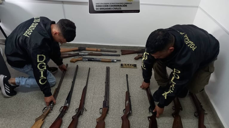 Los allanamientos se hicieron en barrio Kennedy.