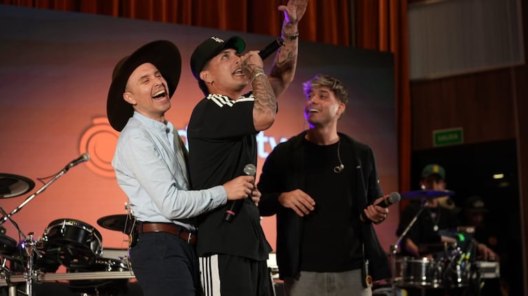 Los artistas deslumbraron en el festejo de ElDoce.tv