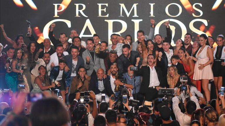 Los artistas ganadores celebraron a lo grande en Carlos Paz. Foto: Lucio Casalla / ElDoce.tv