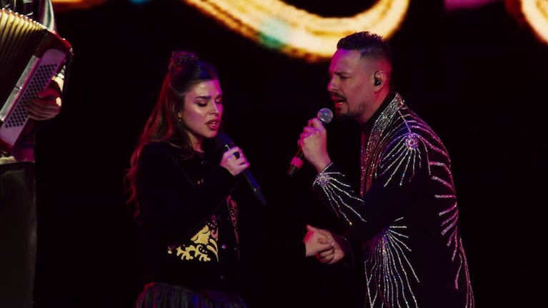 Los artistas se unieron para interpretar "Me olvidé respirar" grabado en vivo en el Movistar Arena.