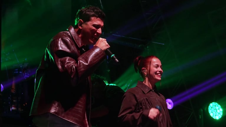 Los artistas se unieron para reversionar dos canciones, que fueron grabadas en vivo en Plaza de La Música.
